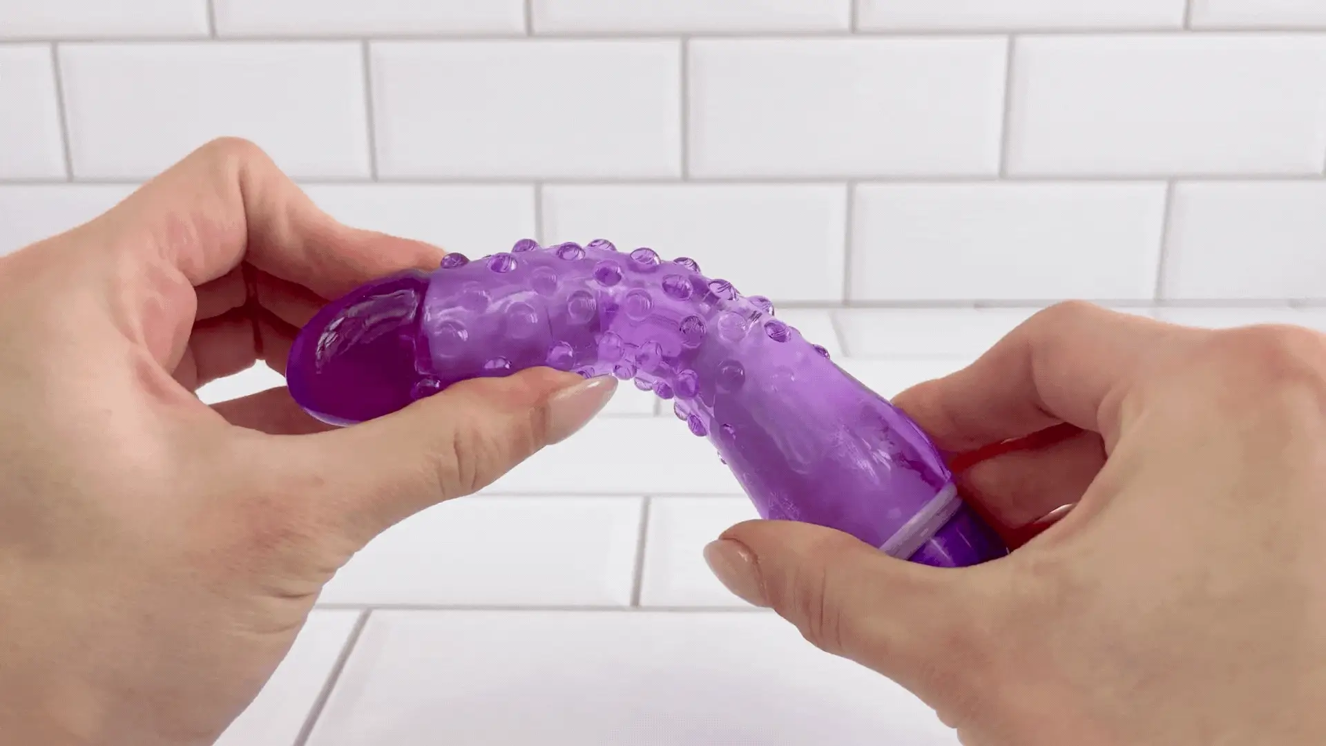 Nubby Waterproof Vibrator for Beginners - Image 4